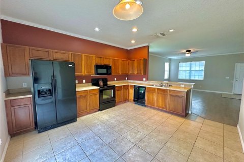 House in Lake Alfred, Florida 3 bedrooms, 133.78 sq.m. № 1881096 - photo 12