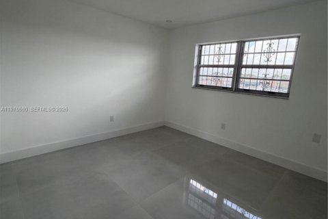 Apartment in Hialeah, Florida 2 bedrooms, 82.22 sq.m. № 2043965 - photo 10