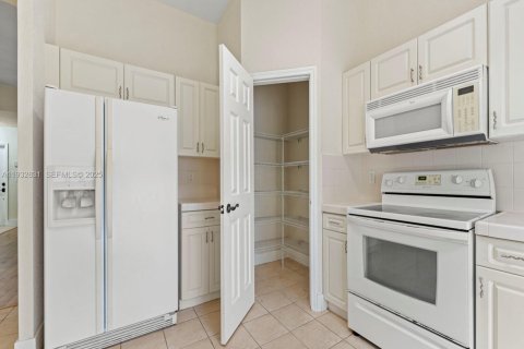 Townhouse in Homestead, Florida 2 bedrooms, 132.94 sq.m. № 1991773 - photo 9