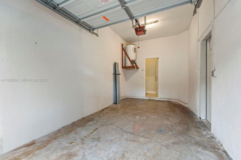 Townhouse in Homestead, Florida 2 bedrooms, 132.94 sq.m. № 1991773 - photo 30