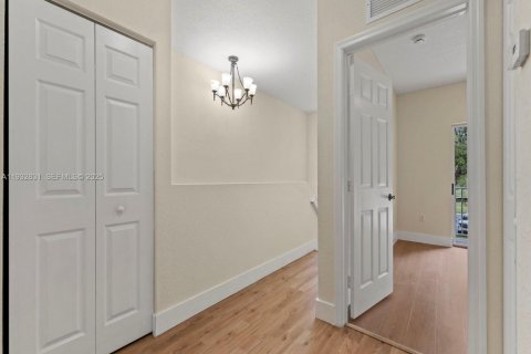 Townhouse in Homestead, Florida 2 bedrooms, 132.94 sq.m. № 1991773 - photo 23