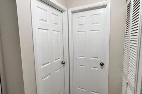 Appartement à louer à Titusville, Floride: 2 chambres, 75.07 m2 № 2101081 - photo 9