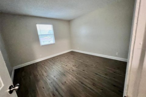 Appartement à louer à Titusville, Floride: 2 chambres, 75.07 m2 № 2101081 - photo 11