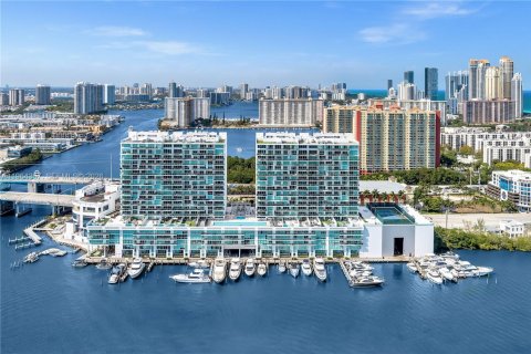 Appartement à louer à Sunny Isles Beach, Floride: 2 chambres, 158.86 m2 № 2026773 - photo 8
