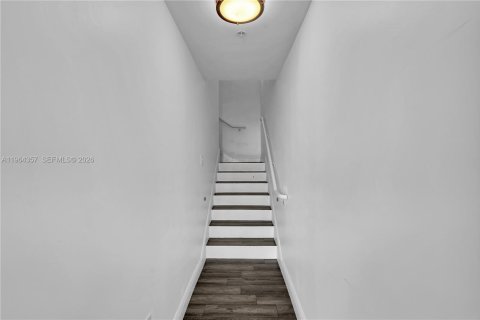 Appartement à louer à Sunny Isles Beach, Floride: 2 chambres, 158.86 m2 № 2026773 - photo 23