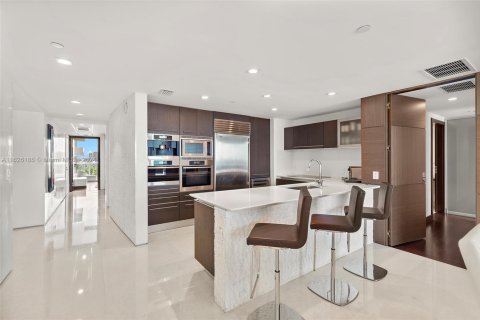 Copropriété à vendre à Sunny Isles Beach, Floride: 3 chambres, 179.02 m2 № 1272528 - photo 9