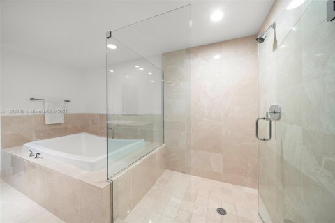 Copropriété à vendre à Sunny Isles Beach, Floride: 3 chambres, 179.02 m2 № 1272528 - photo 16