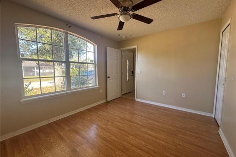 Casa en venta en Clermont, Florida, 5 dormitorios, 155.15 m2 № 2202222 - foto 3