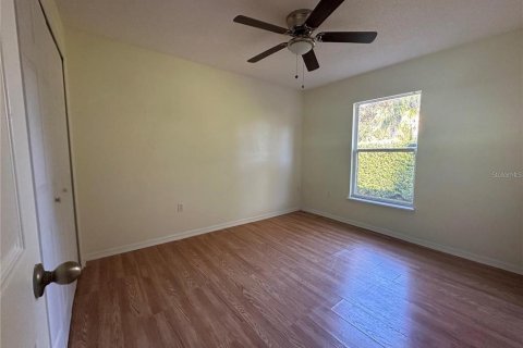 Casa en venta en Clermont, Florida, 5 dormitorios, 155.15 m2 № 2202222 - foto 13