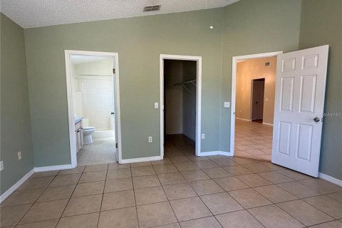 Casa en venta en Clermont, Florida, 5 dormitorios, 155.15 m2 № 2202222 - foto 9
