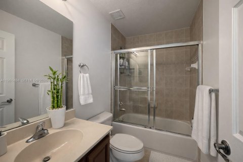 Купить таунхаус в Бока-Ратон, Флорида 2 спальни, 104.98м2, № 2024775 - фото 18