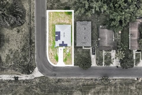 Купить виллу или дом в Лейкленд, Флорида 4 комнаты, 97.08м2, № 2149097 - фото 18