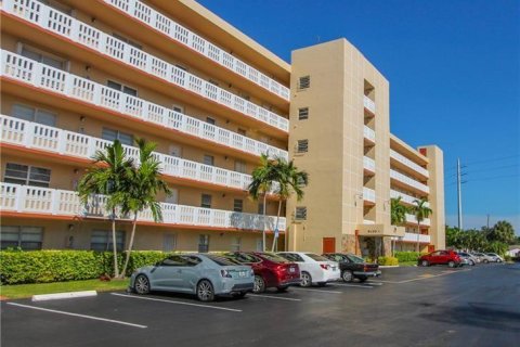 Condo in Dania Beach, Florida, 2 bedrooms  № 2181936