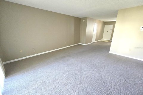 Copropriété à louer à Bradenton, Floride: 2 chambres, 85.93 m2 № 2097421 - photo 5