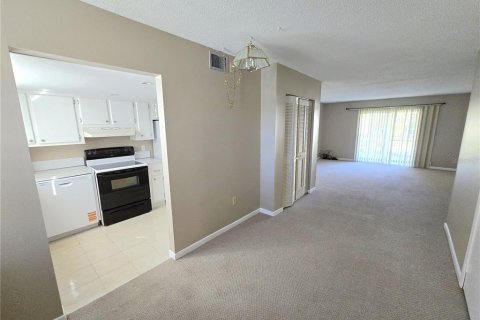 Copropriété à louer à Bradenton, Floride: 2 chambres, 85.93 m2 № 2097421 - photo 3
