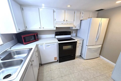 Copropriété à louer à Bradenton, Floride: 2 chambres, 85.93 m2 № 2097421 - photo 7