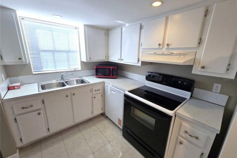 Copropriété à louer à Bradenton, Floride: 2 chambres, 85.93 m2 № 2097421 - photo 6