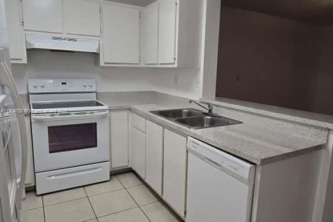 Copropriété à louer à Plantation, Floride: 1 chambre, 68.19 m2 № 1955167 - photo 8