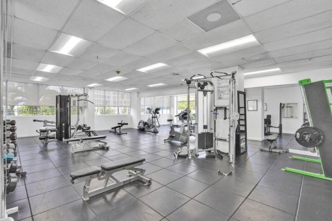 Copropriété à vendre à Miami Beach, Floride: 1 chambre, 86.4 m2 № 1946095 - photo 29
