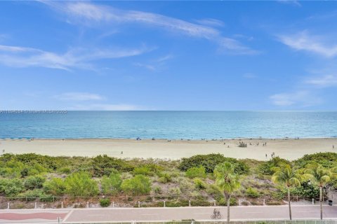 Copropriété à vendre à Miami Beach, Floride: 1 chambre, 86.4 m2 № 1946095 - photo 30