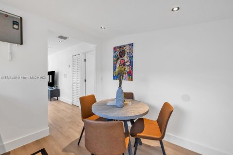 Снять в аренду виллу или дом в Халландейл-Бич, Флорида 2 спальни, 111.48м2, № 1958778 - фото 4