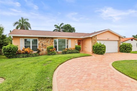 Casa en Saint Petersburg, Florida 3 dormitorios, 142.7 m2 № 2288000