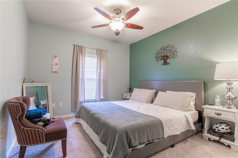 Condo in Orlando, Florida, 2 bedrooms  № 1521947 - photo 16