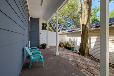 Villa ou maison à louer à Temple Terrace, Floride: 3 chambres, 180.79 m2 № 1747260 - photo 5