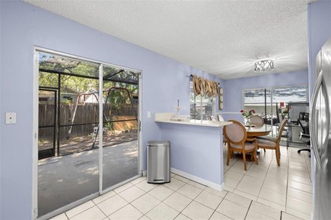 Villa ou maison à louer à Temple Terrace, Floride: 3 chambres, 180.79 m2 № 1747260 - photo 13