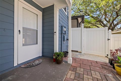 Villa ou maison à louer à Temple Terrace, Floride: 3 chambres, 180.79 m2 № 1747260 - photo 6