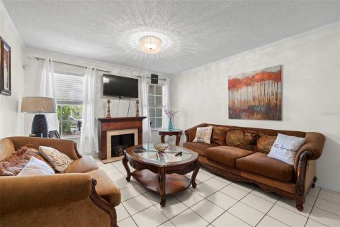 Villa ou maison à louer à Temple Terrace, Floride: 3 chambres, 180.79 m2 № 1747260 - photo 8