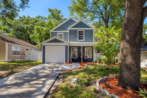 Villa ou maison à louer à Temple Terrace, Floride: 3 chambres, 180.79 m2 № 1747260 - photo 1