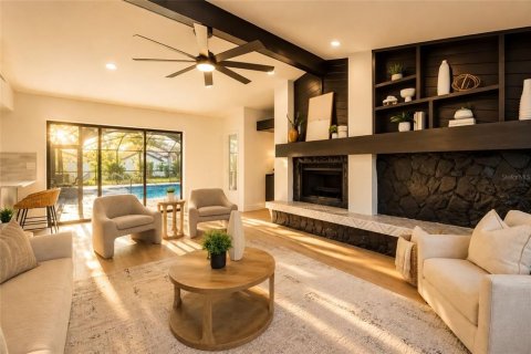 House in Clearwater, Florida 4 bedrooms, 240.99 sq.m. № 2221652 - photo 4