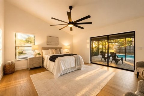 House in Clearwater, Florida 4 bedrooms, 240.99 sq.m. № 2221652 - photo 5
