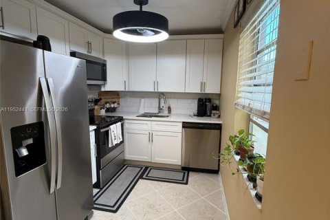 Condominio en venta en Delray Beach, Florida, 2 dormitorios, 83.8 m2 № 2054436 - foto 9