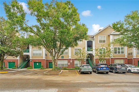 Condominio en Orlando, Florida, 1 dormitorio № 2424191