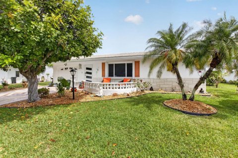 Villa ou maison à Boynton Beach, Floride 2 chambres, 175.03 m2 № 2087560