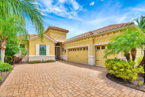 House in Lakewood Ranch, Florida 3 bedrooms, 249.07 sq.m. № 1912897 - photo 4