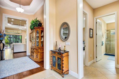 House in Lakewood Ranch, Florida 3 bedrooms, 249.07 sq.m. № 1912897 - photo 9