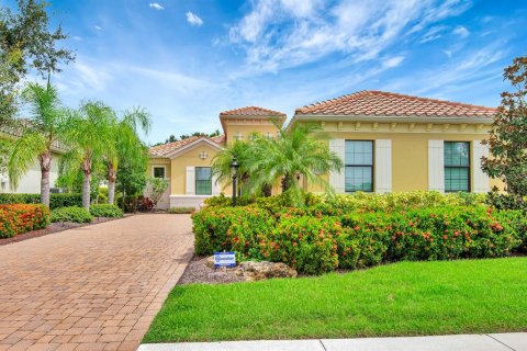 House in Lakewood Ranch, Florida 3 bedrooms, 249.07 sq.m. № 1912897 - photo 3