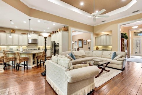 House in Lakewood Ranch, Florida 3 bedrooms, 249.07 sq.m. № 1912897 - photo 24