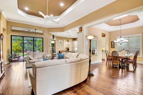 House in Lakewood Ranch, Florida 3 bedrooms, 249.07 sq.m. № 1912897 - photo 27
