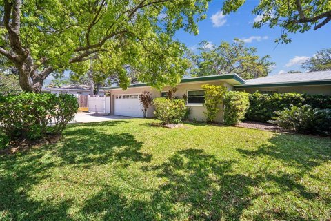 House in Clearwater, Florida 4 bedrooms, 245.73 sq.m. № 1242880 - photo 4