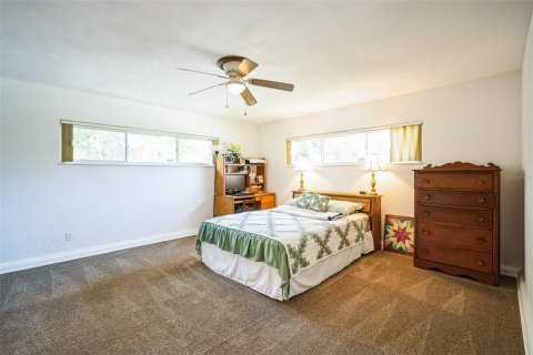 House in Clearwater, Florida 4 bedrooms, 245.73 sq.m. № 1242880 - photo 23