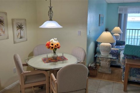 Copropriété à vendre à Saint Pete Beach, Floride: 1 chambre, 76.64 m2 № 2212001 - photo 10