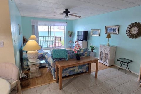 Copropriété à vendre à Saint Pete Beach, Floride: 1 chambre, 76.64 m2 № 2212001 - photo 11