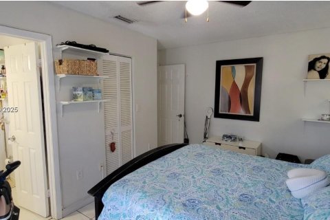 Condominio en venta en Miami, Florida, 2 dormitorios, 75.25 m2 № 2079311 - foto 13