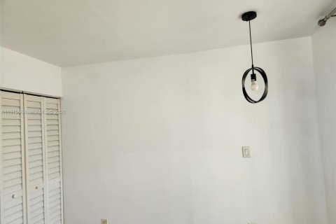 Copropriété à louer à Hollywood, Floride: 1 chambre, 41.81 m2 № 2038532 - photo 11