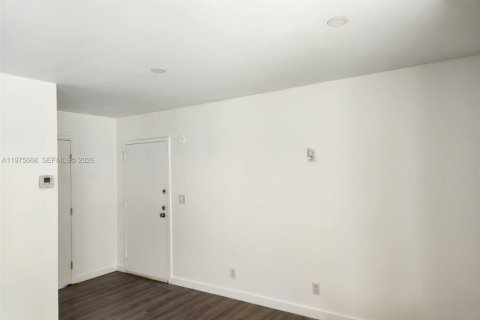 Copropriété à louer à Hollywood, Floride: 1 chambre, 41.81 m2 № 2038532 - photo 7