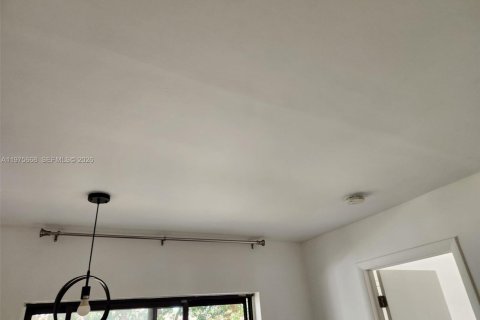 Copropriété à louer à Hollywood, Floride: 1 chambre, 41.81 m2 № 2038532 - photo 10